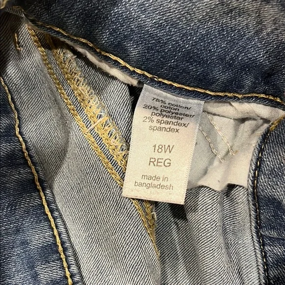 Blue Denim Jeans with Plaid Cuffs - Picture 5 of 5